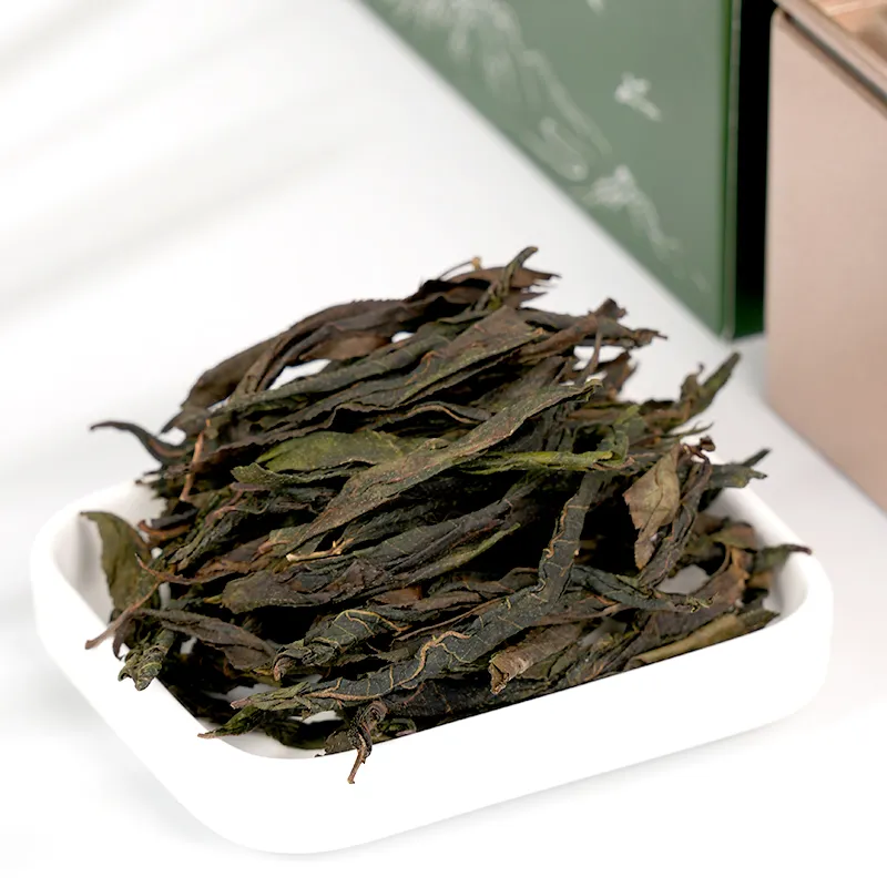 广义植物饮料冲上2100亿，18-35岁成消费主力，中式养生水3年暴涨35倍——三个维度看懂2026植物饮品的结构性变局